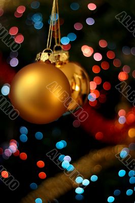 Christmas golden balls