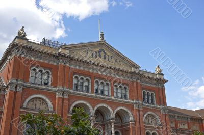 Victoria and Albert Museum