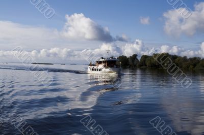 River boat