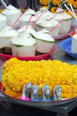 Thai buddhist offerings