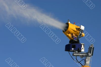 yellow snowcannon