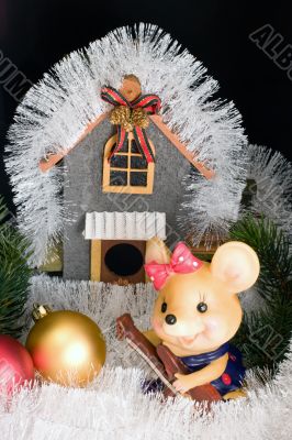 Christmas home with mouse