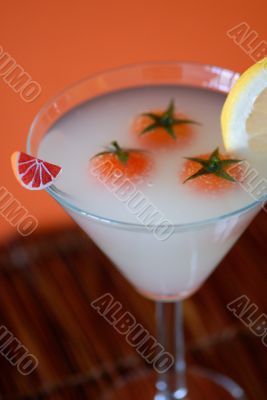 Very great cocktail with lemon