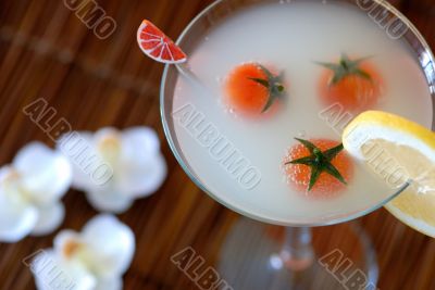 Very great cocktail with lemon