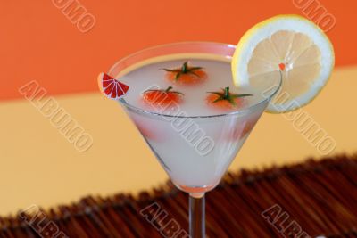 Very great cocktail with lemon