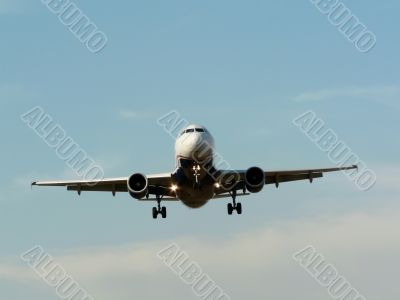 commercial jet in flight 9