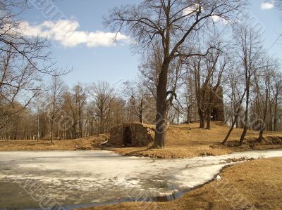 Early spring in a park