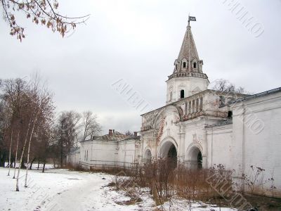 Pokrovskiy is the cathedral