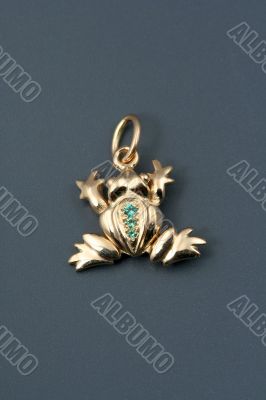 Jewelry frog