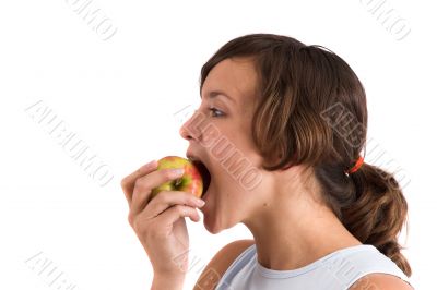 Snack wisely, eat an apple