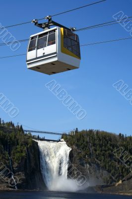 Cable car going to the waterfall