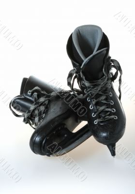 Ise skates