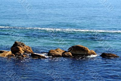 sea and stones
