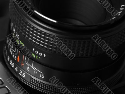 Single lens reflex