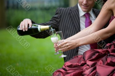 Pouring champagne