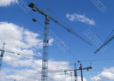 constuction cranes