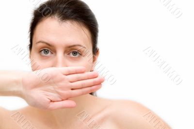 woman has closed the mouth