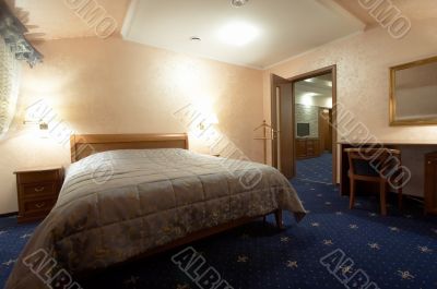 wide bed