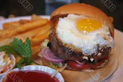 Egg burger
