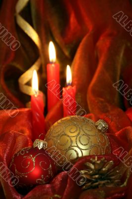 Christmas Candles & Baubles