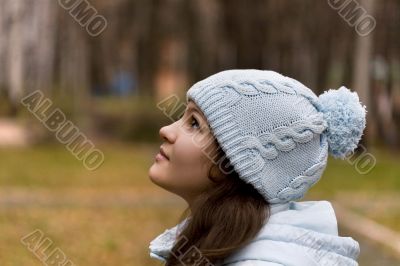 Girl in autumn park