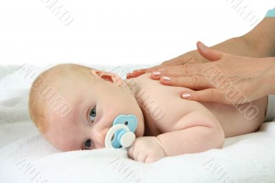 massage of baby