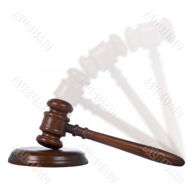 Moving gavel