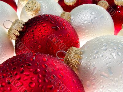 Christmas ornament with water drops 3