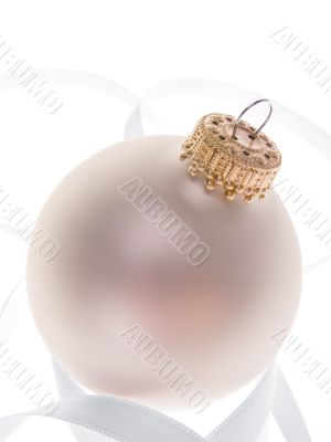 Pearl Christmas ornament