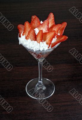 dessert strawberries