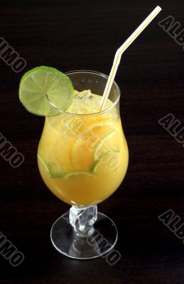 refreshing cocktail
