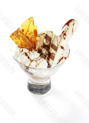 icecream with caramel
