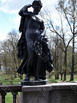 Statue in Ekateriniskii palace