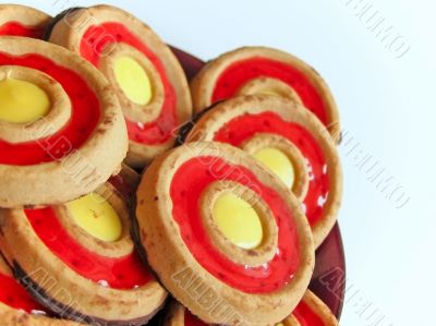 cakes on the saucer