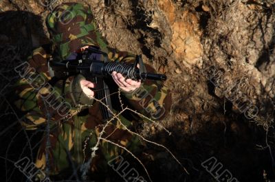 Soldier with Camouflage (hiding)