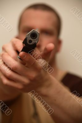 Gun Man (diagnol gun)