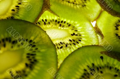 Kiwi slices