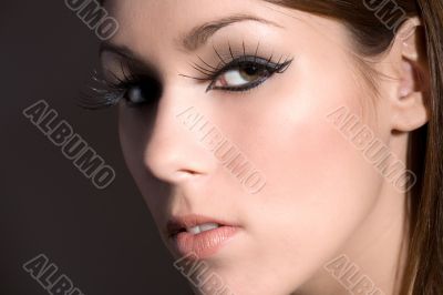 Extreme makeup