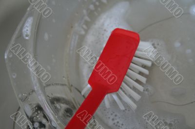 Brush to flush