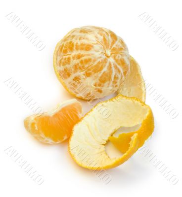 Naked and dressed - still lfe with tangerines