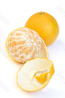 Naked and dressed - still lfe with tangerines