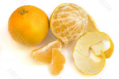 Naked and dressed - still lfe with tangerines