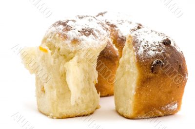 bun on white