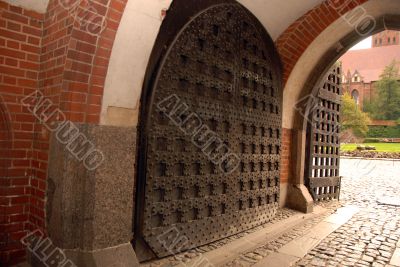 entrance gate