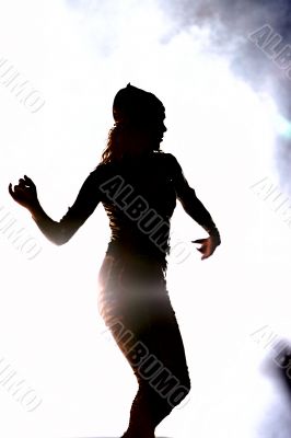 silhouette of a dancing girl