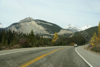 Light mountain traffic