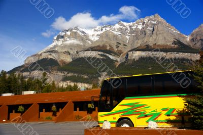 Birght yellow tour bus