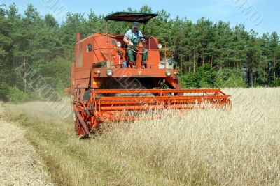 combine harvester