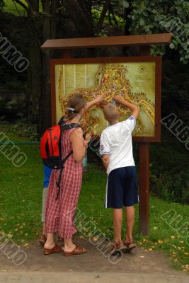 map - monther and son