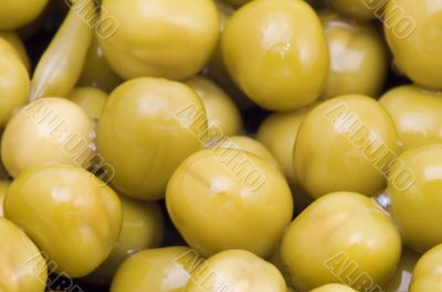 green peas macro